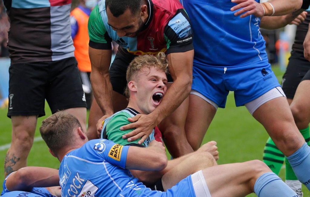 Louis Lynagh of Harlequins, scoring against Worcester, will have his contact impacts tested through his mouthguard