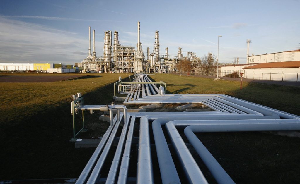 Russian Oil Stops Flowing To Western Europe Thru Belarus