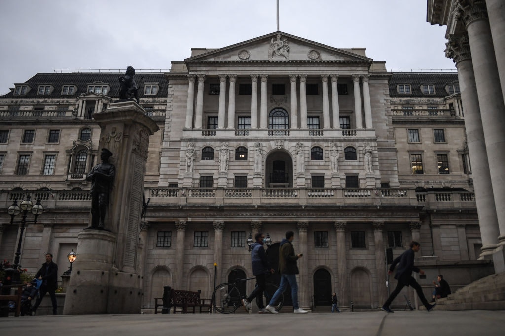 Bank Of England Considers Negative Interest Rates