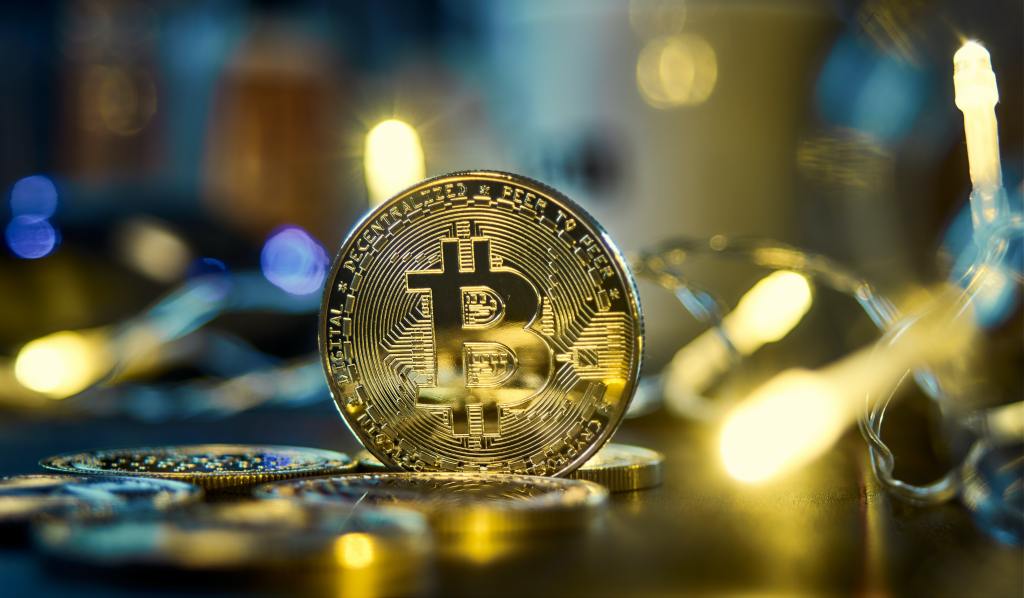 Crypto analysts are pointing to some potentially bullish action in the Bitcoin charts that could see the flagship cryptocurrency challenge its recent all-time high.