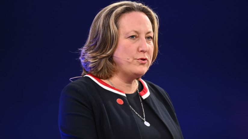 UK Hosts First Global Investment Summit