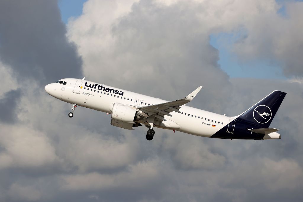 FREISING, GERMANY - NOVEMBER 08: A Lufthansa Airbus A 320neo aircraft is airborn at Airport Munich Franz-Josef-Strauss International on November 08, 2021 in Freising, Germany. (Photo by Alexander Hassenstein/Getty Images)