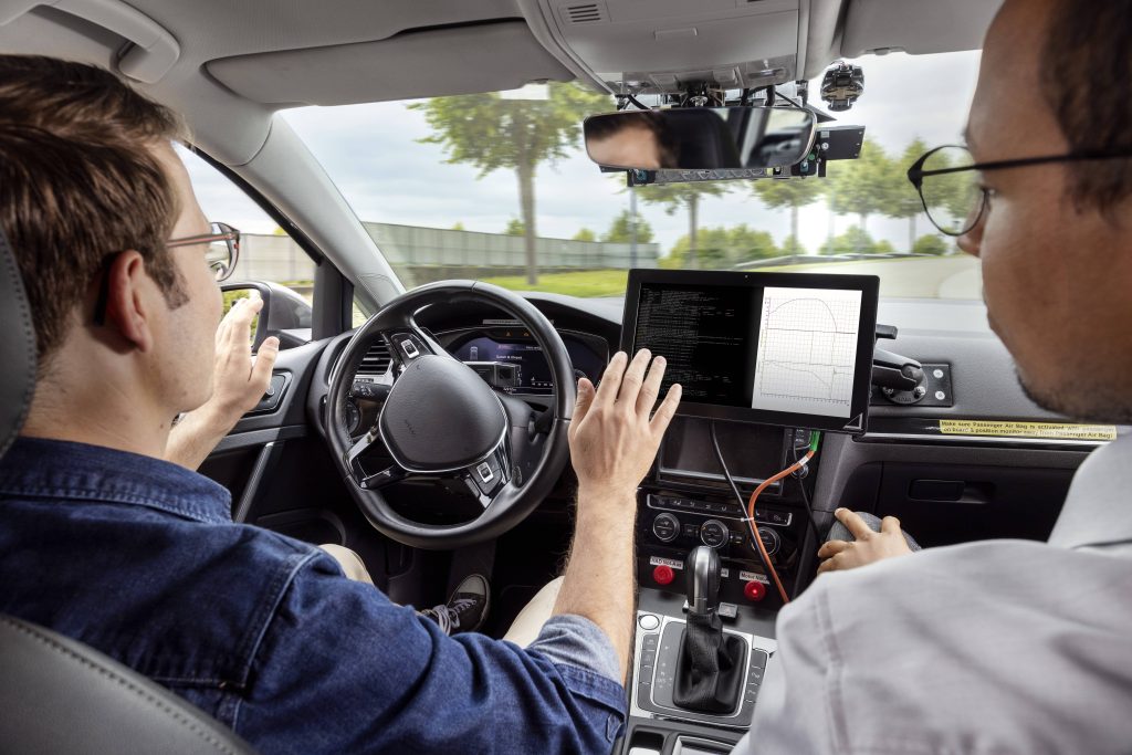 Self-driving cars should be regulated, two government bodies affirm.(Photo/Bosch)