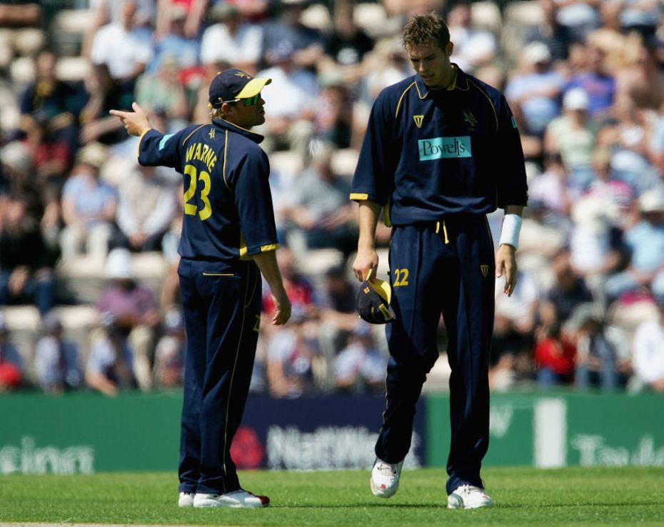 SOUTHAMPTON, ENGLAND - JUNE 11:  Chris Tremlett of Hampshire receives instructions from his captain Shane Warne during the one day England v Hampshire match at the Rose Bowl on June 11, 2005 in Southampton, England.  (Photo by Richard Heathcote/Getty Images)