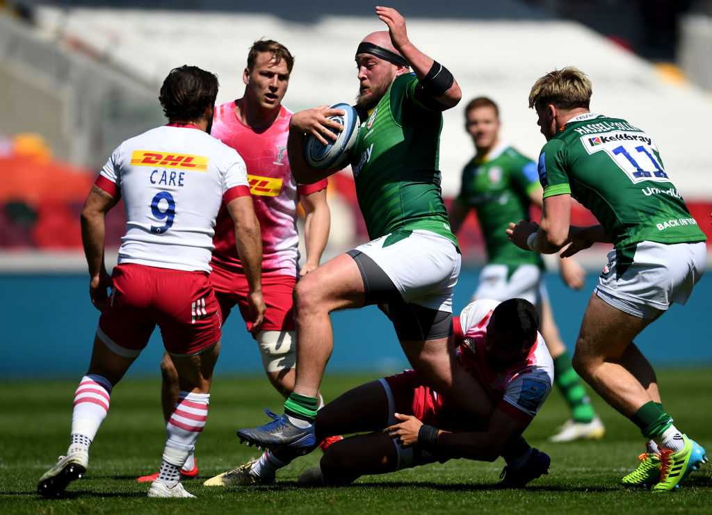 Ollie Hoskins has penned a new long-term deal with London Irish. 