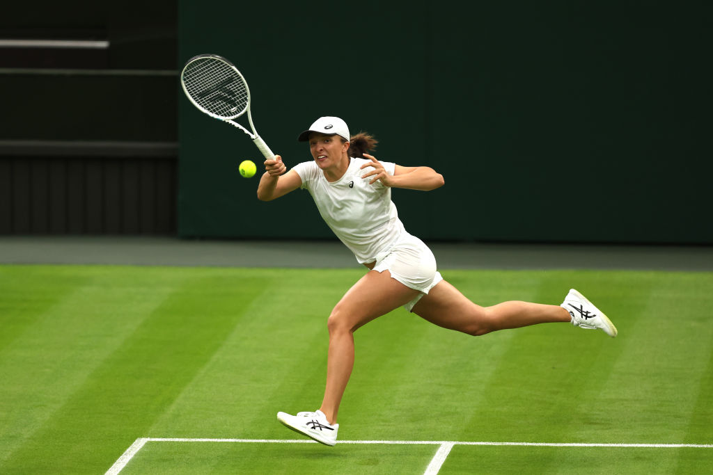 Though much of her success hasn't come on grass, Iga Swiatek is favourite to lift the women's singles trophy at Wimbledon this year. 