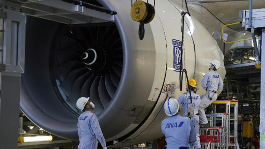 Rolls-Royce finaliza la venta de su filial española a Bain por 1.500 millones de libras esterlinas