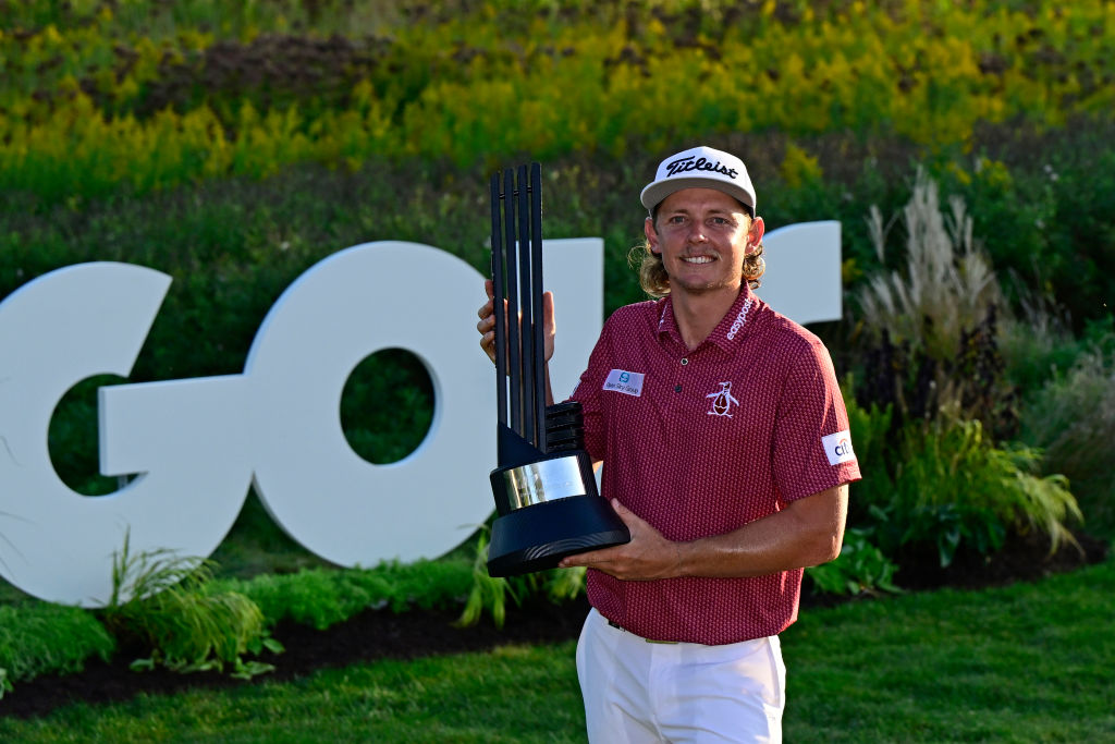 Cameron Smith held off Dustin Johnson and Peter Uihlein to win the LIV Golf Invitational in Chicago