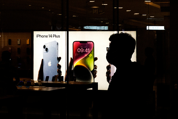 Pengiriman Apple iPhone 14 terkena pembatasan Covid-19 China
