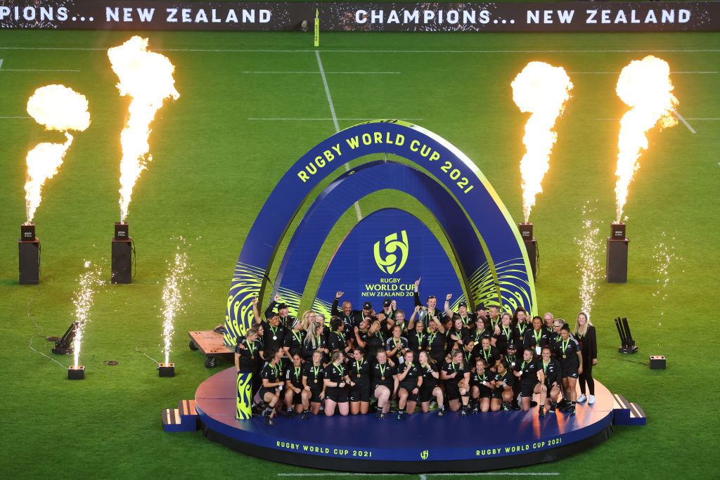 New Zealand lift the women's World Cup trophy