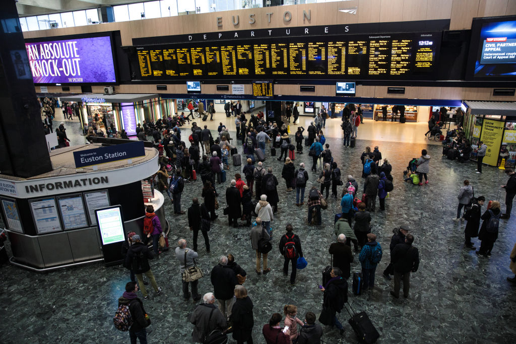Rail and postal strikes hit Christmas trade. (Photo by Jack Taylor/Getty Images)