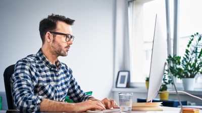 Creating an office space in your abode that is both functional and comfortable is key to remove stress and inspire creativity.