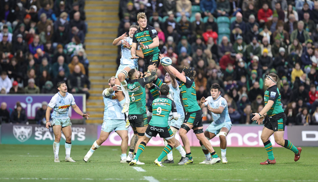 Northampton Saints going up for a line our against Harlequins