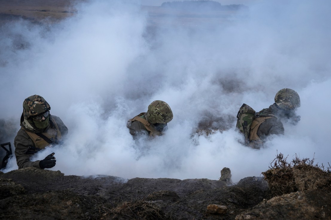 Ukrainian soldiers during a trench warfare training exercise in the UK. Photo: Getty
