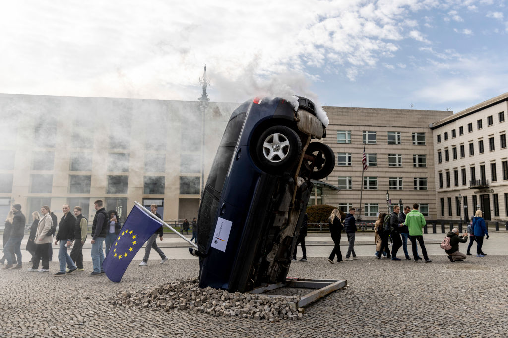 Greenpeace Protests Against German Stance On EU Combustion Engines Cars Sales Ban