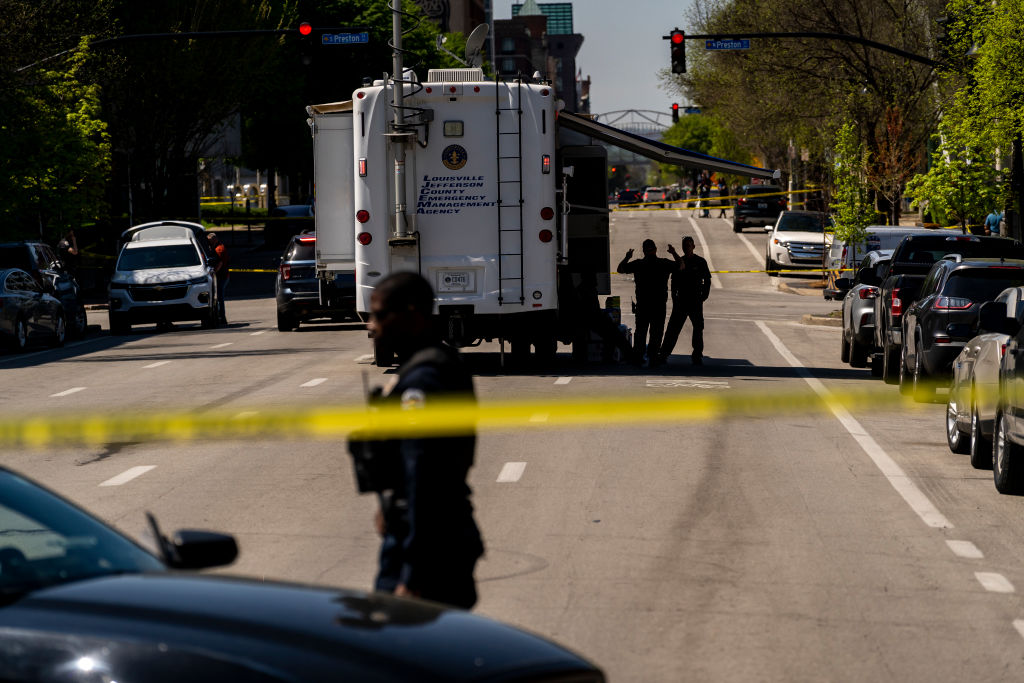 Shooting At Louisville, Kentucky Bank Leaves At Least Four Dead