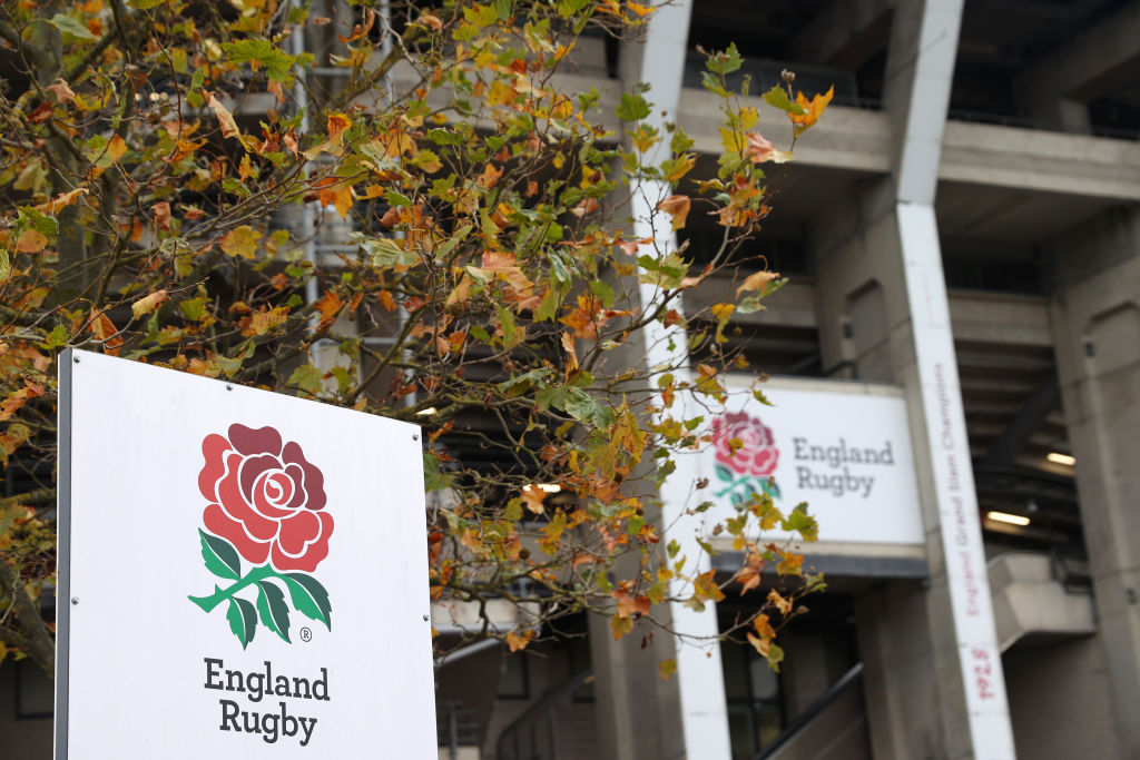 England's governing body, the Rugby Football Union, has banned council member Alex Murphy for a limited time