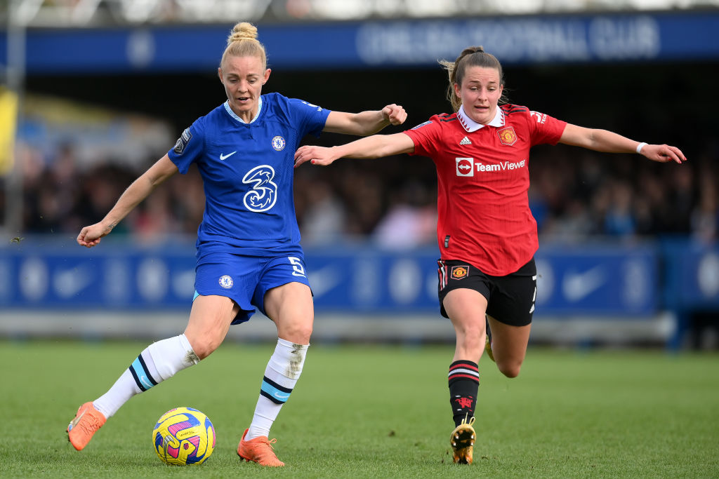 Chelsea and Manchester United are vying for the Women's Super League title on the final day
