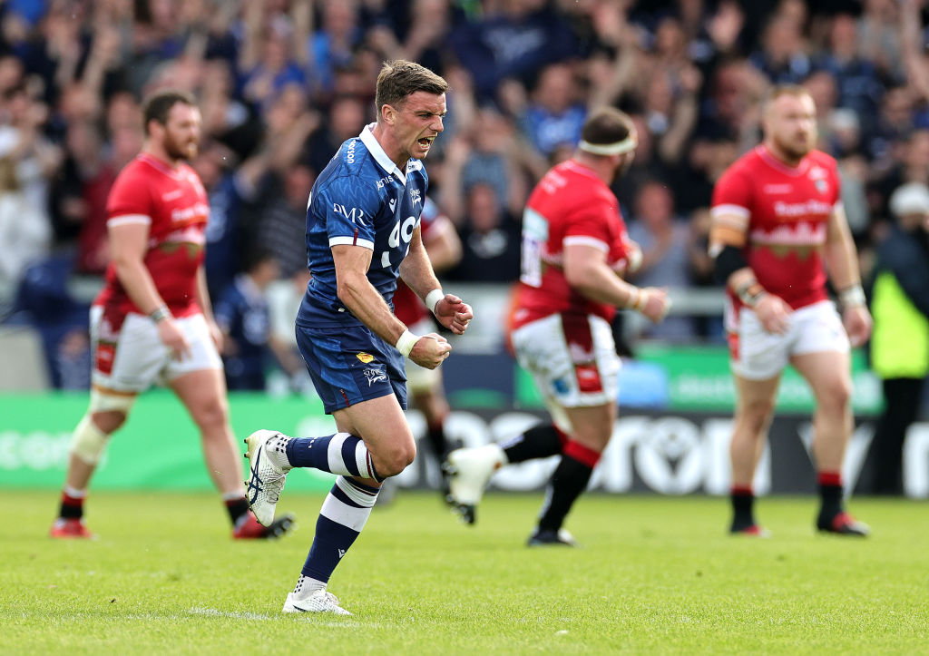 Sale Sharks reached their first Premiership final since 2006 yesterday with a 21-13 win over defending champions Leicester Tigers at the AJ Bell Stadium.