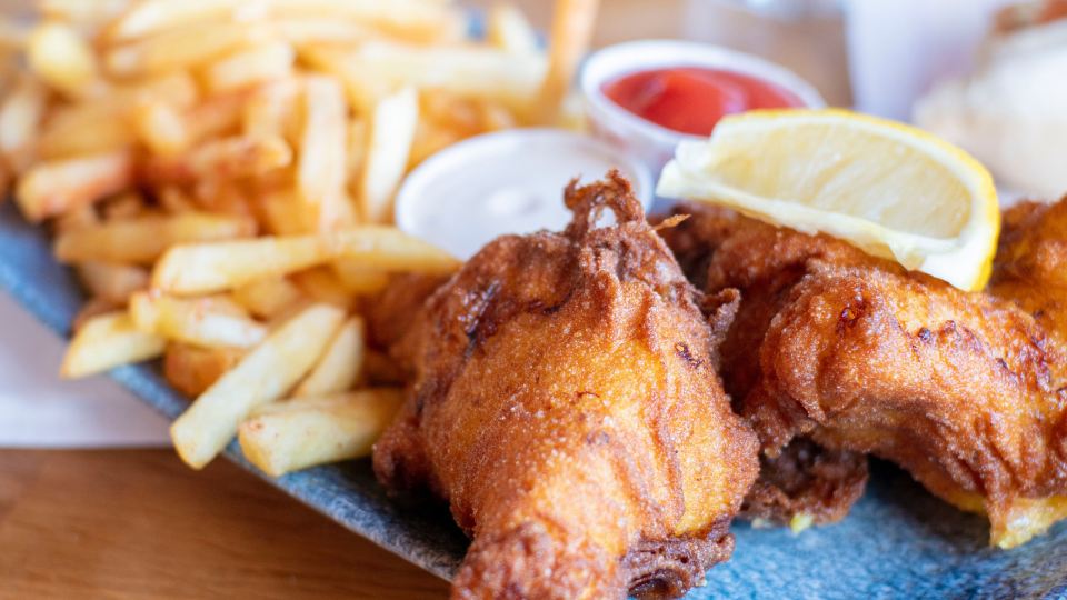 Marston's has cashed in on cheap and cheerful classic pub grub (Photo by Andy Wang on Unsplash)