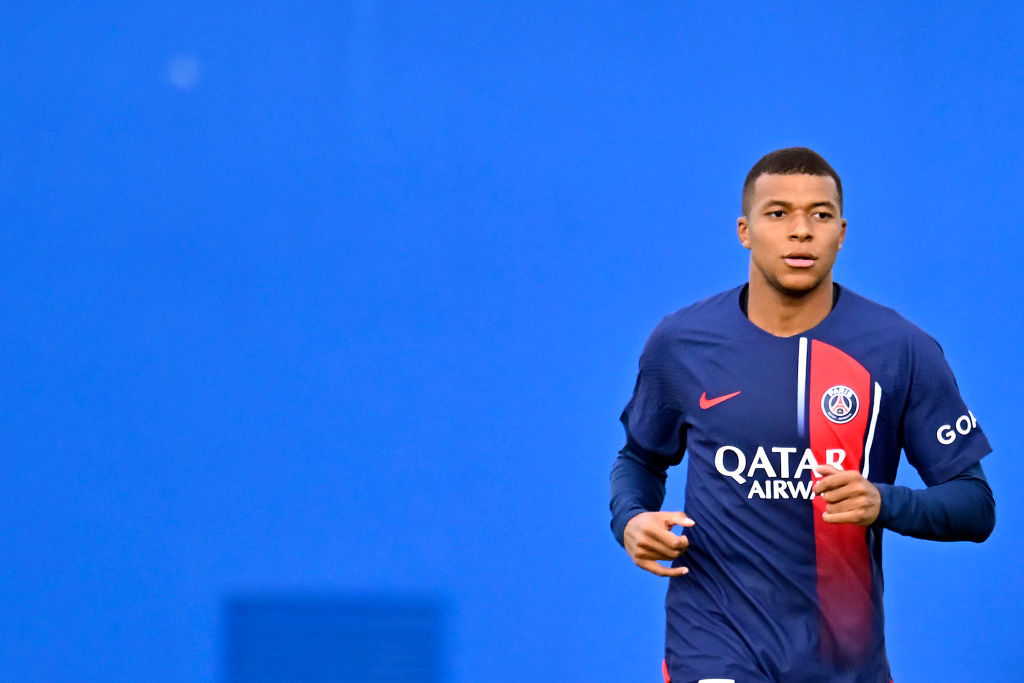Liverpool manager Jurgen Klopp has laughed off any suggestion of the Premier League side securing a loan deal for Paris Saint-Germain forward Kylian Mbappe.