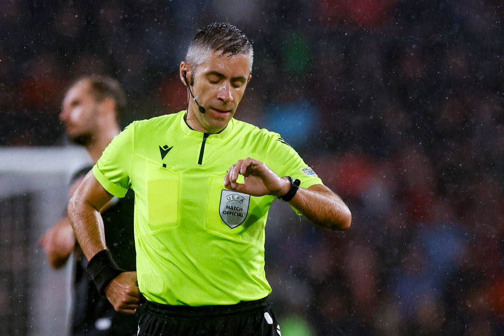 EINDHOVEN, NETHERLANDS - AUGUST 8: referee Radu Petrescu of Romania Looks on during the UEFA Champions League Third Qualifying Round First Leg match between PSV Eindhoven and SK Sturm Graz at Philips Stadion on August 8, 2023 in Eindhoven, Netherlands. (Photo by NESimages/Marcel ter Bals/DeFodi Images via Getty Images)