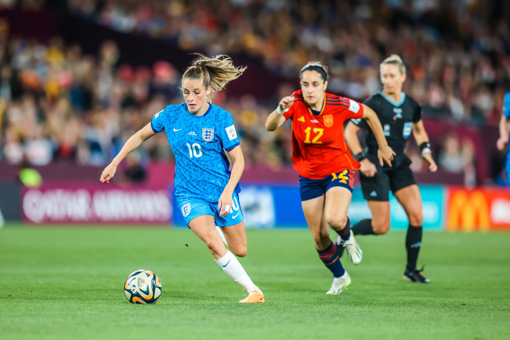 SYDNEY, AUSTRALIA - AUGUST 20: Ella TOONE of England is chased by Oihane HERNANDEZ of Spain as Spain plays England in the final of the FIFA Women's World Cup Australia & New Zealand 2023 at Stadium Australia on August 20, 2023. (Photo credit should read Chris Putnam/Future Publishing via Getty Images)