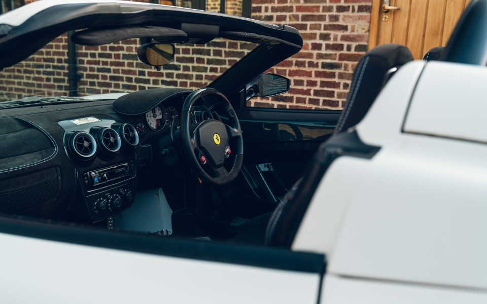 Ferrari 430 Scuderia Spider 16M