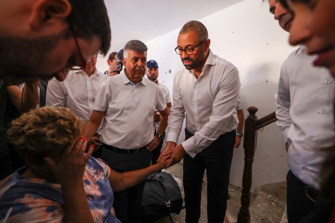 Foroeign Secretary James Cleverly meets an elderly Israeli in war-torn southern Israel, as he pledged solidarity with the country.