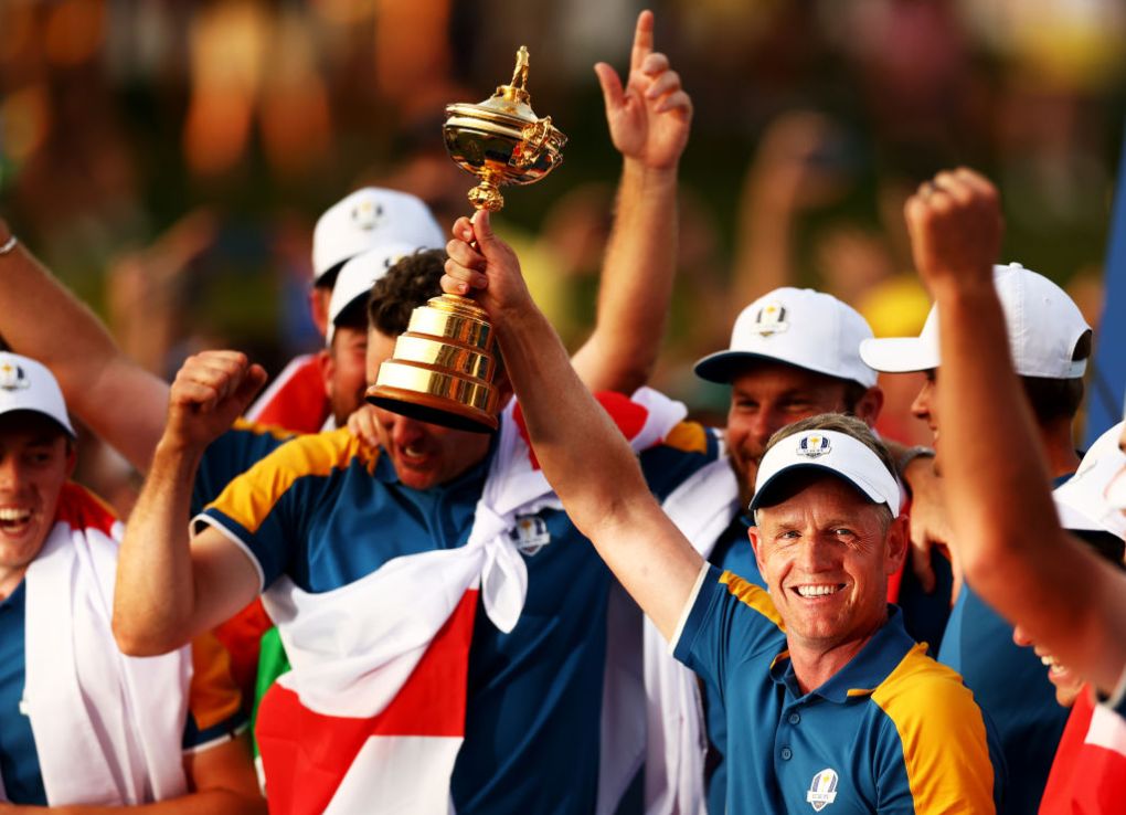 ROME, ITALY - OCTOBER 01: Team Europe Captain Luke Donald lifts the trophy after his team win during the Sunday singles matches of the 2023 Ryder Cup at Marco Simone Golf Club on October 01, 2023 in Rome, Italy. (Photo by Naomi Baker/Getty Images)