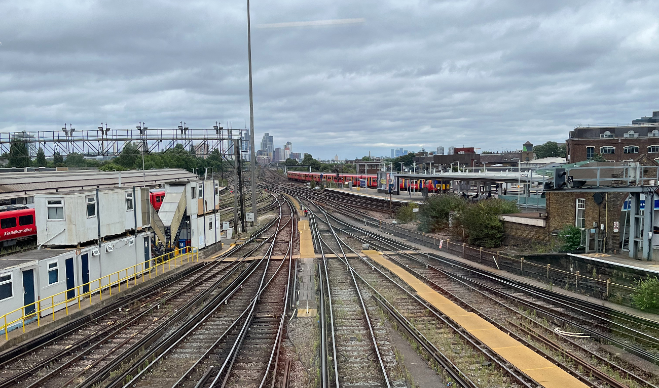 Clapham Riot Commuters over-charged due to faulty Clapham card readers