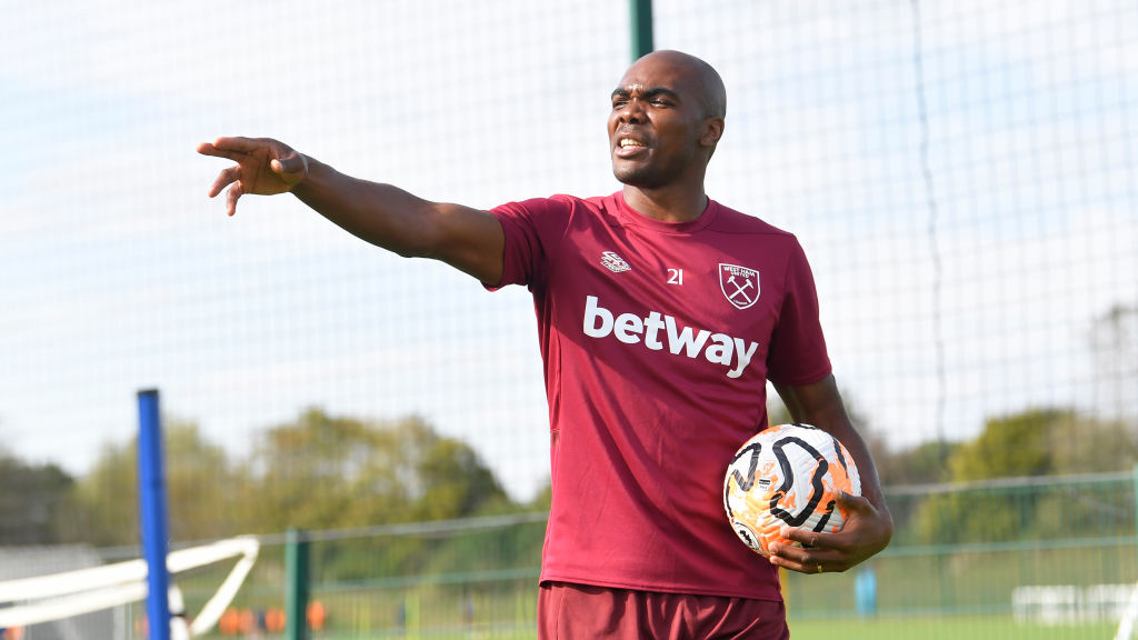 ROMFORD, ENGLAND - OCTOBER 06: Angelo Ogbonna of West Ham United during Training at Rush Green on October 06, 2023 in Romford, England. (Photo by West Ham United FC/Getty Images)