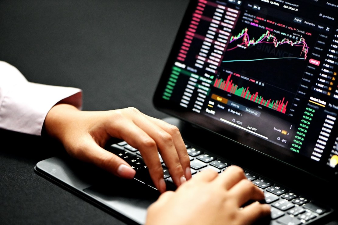 This is the fourth consecutive month of inflows for equity funds, following an 18-month streak where investors pulled a total of £8.6bn.