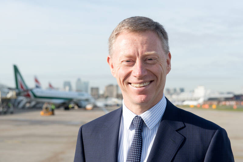 High Speed One (HS1), the UK's only high-speed and international rail line, has announced  Robert Sinclair, as its incoming chief executive.