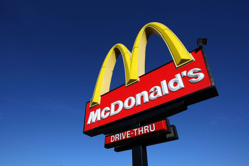 McDonald's is one of the world's largest fast-food chains and serves approximately 70 million customers daily through its 40,031 restaurants worldwide. 