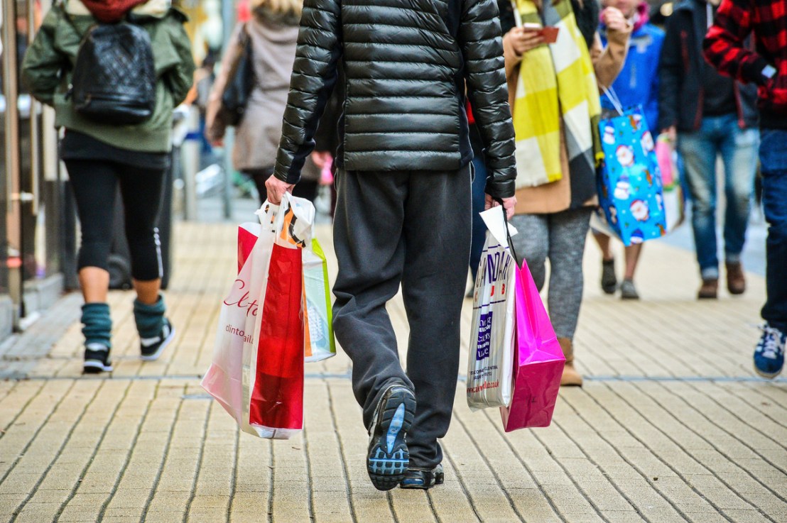 Christmas shoppers in the UK filled their carts with more than £24bn in online spending over the festive season, fresh data has revealed. Photo: PA
