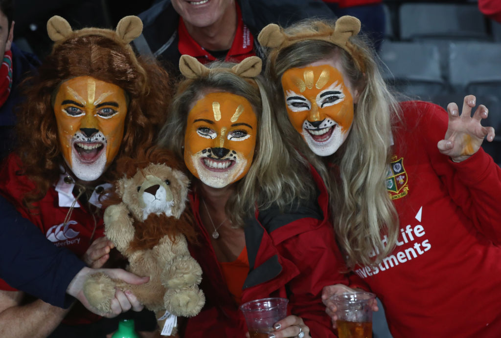 AUCKLAND, NEW ZEALAND - JULY 08:  Lions fans celebrate during the Test match between the New Zealand All Blacks and the British & Irish Lions at Eden Park on July 8, 2017 in Auckland, New Zealand.  (Photo by David Rogers/Getty Images)
