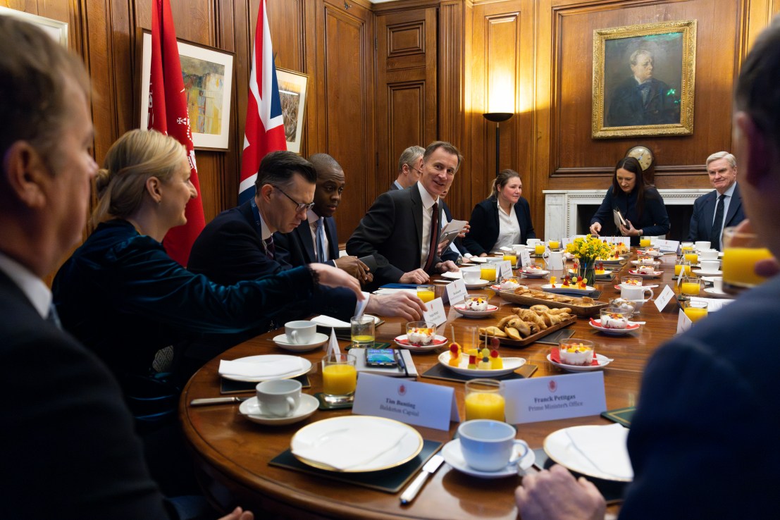 The Chancellor met with chief executives from firms including Abrdn, Schroders and HSBC to discuss London's dearth of capital markets activity