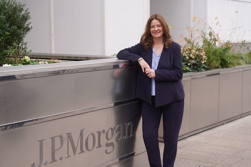Gillian Keegan visits JP Morgan for National Apprenticeship Week. Photo: DfE