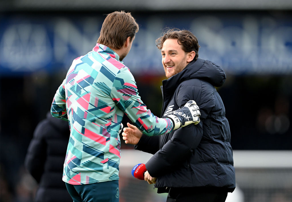 LUTON, ENGLAND - FEBRUARY 18: Tim Krul of Luton Town interacts with Tom Lockyer of Luton Town prior to the Premier League match between Luton Town and Manchester United at Kenilworth Road on February 18, 2024 in Luton, England. (Photo by Shaun Botterill/Getty Images)
