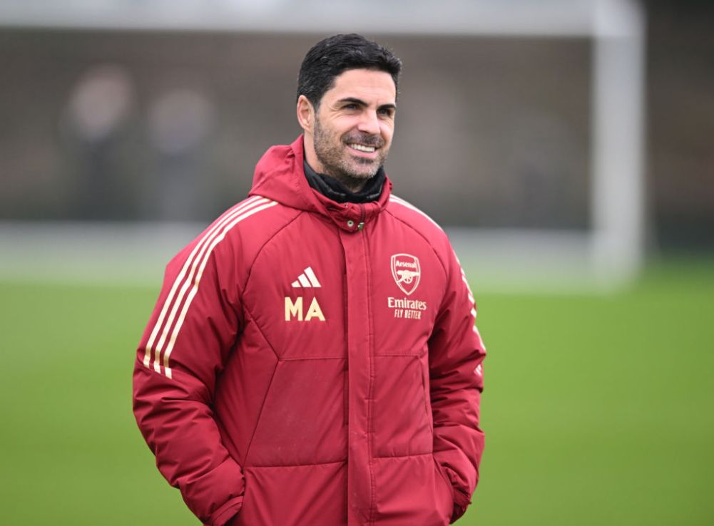 LONDON COLNEY, ENGLAND - MARCH 11: Arsena manager Mikel Arteta during a training session at Sobha Realty Training Centre on March 11, 2024 in London Colney, England. (Photo by Stuart MacFarlane/Arsenal FC via Getty Images)
