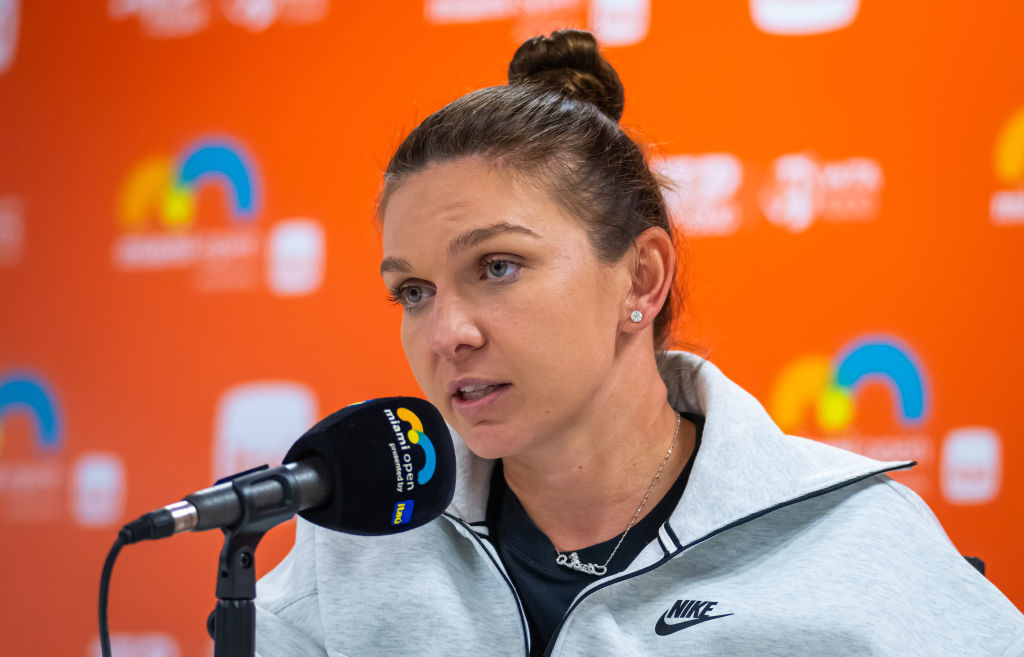 Halep hit back at Wozniacki at the Miami Open in a row over her doping record