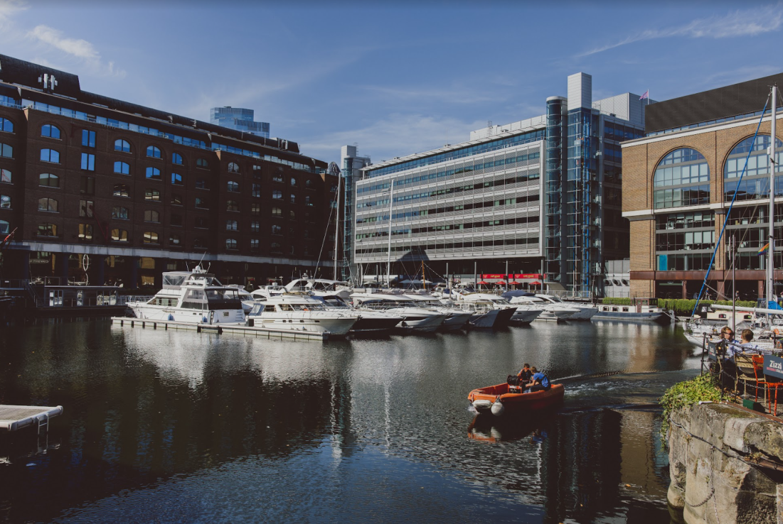 Anchoring the Past The Renaissance of St Katharine Docks