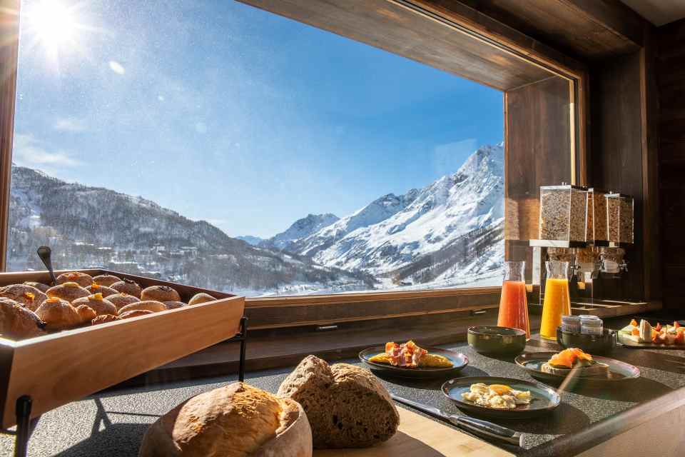 Top 7's pick for ski chalet living is a stunning pad in the Italian Alps