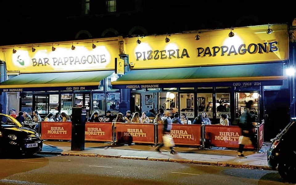 Pizza Pappagone in Finsbury Park