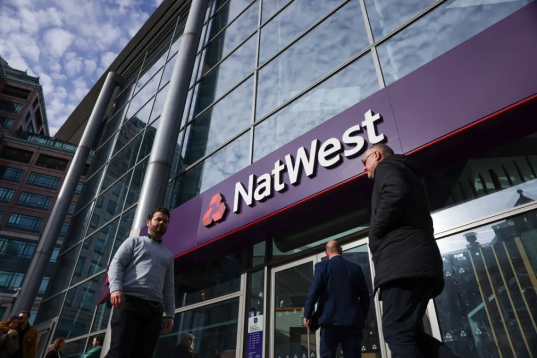 Based on Natwest's current market capitalisation, a 15 percentage point haircut would reduce the government's stake by roughly £3.75bn. (Photographer: Hollie Adams/Bloomberg via Getty Images)