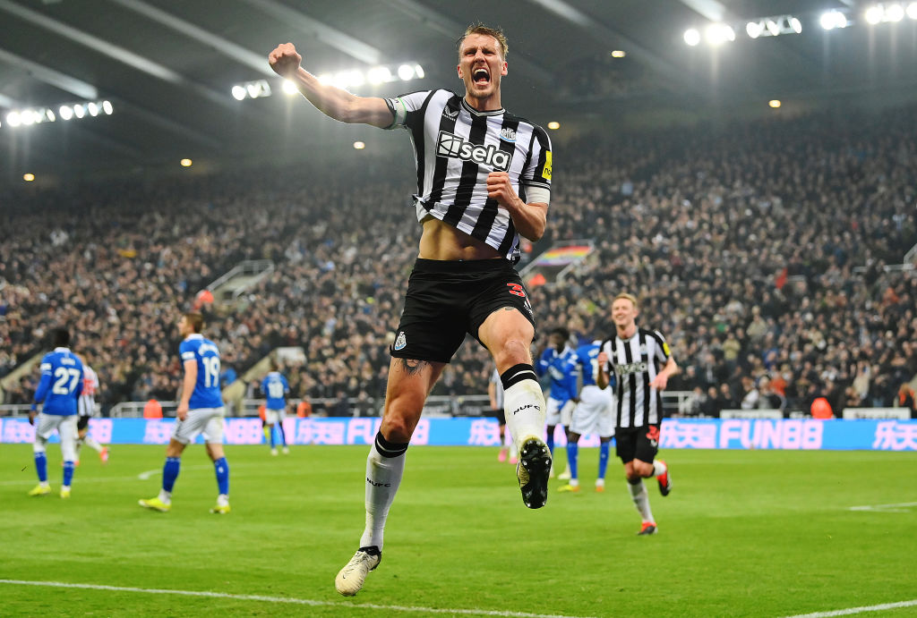 NEWCASTLE UPON TYNE, ENGLAND - APRIL 02: Dan Burn of Newcastle United celebrates after scoring a goal which was later ruled out for offside during the Premier League match between Newcastle United and Everton FC at St. James Park on April 02, 2024 in Newcastle upon Tyne, England. (Photo by Stu Forster/Getty Images) (Photo by Stu Forster/Getty Images)