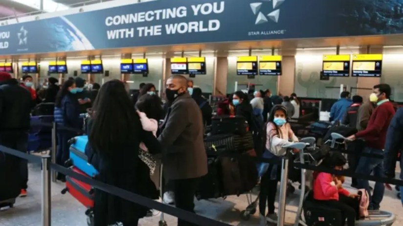 Drop off charges at UK airports have reached the highest level on record amid booming travel demand this summer.