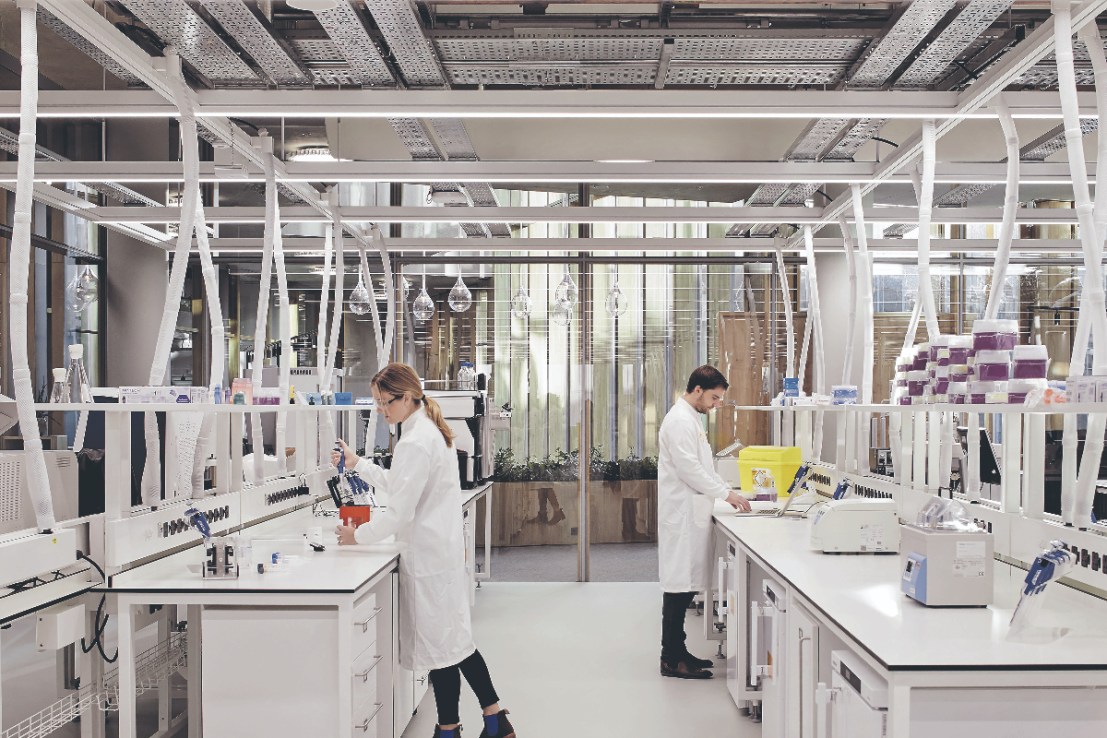 Drugmakers weighed on the FTSE 100 during early trading.