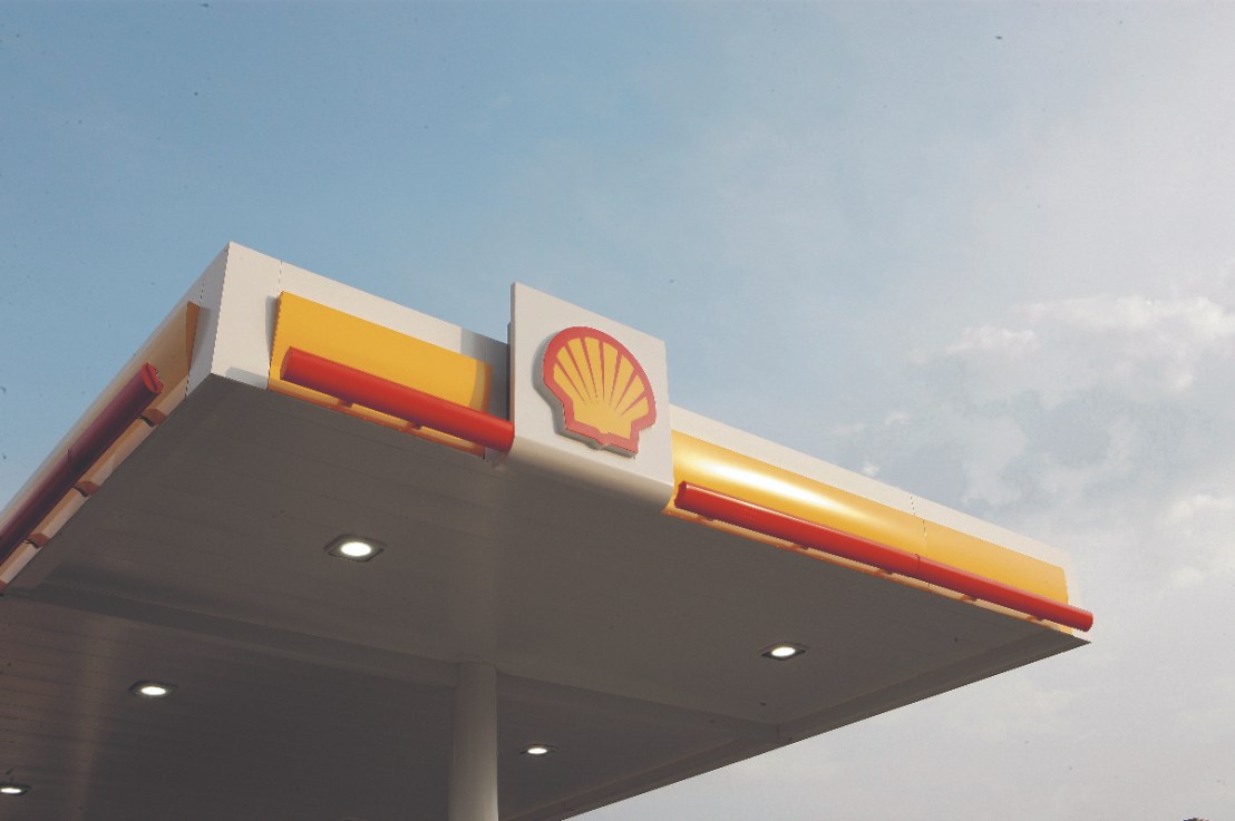 Shell paid out $5bn (£4bn) to shareholders during the first quarter, a combination of both dividends (£1.8bn) and share buybacks (£2.2bn)).